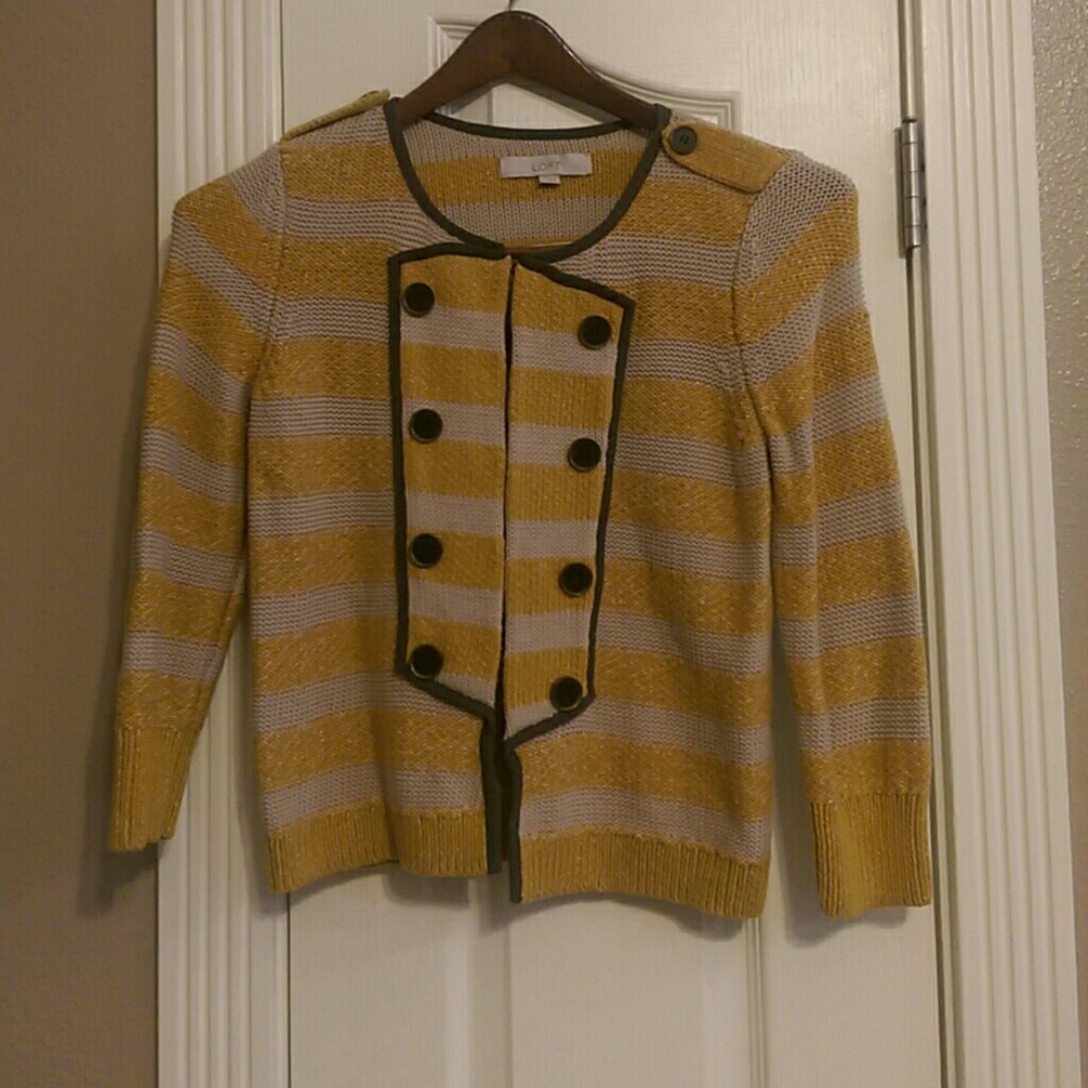 Yellow sweater